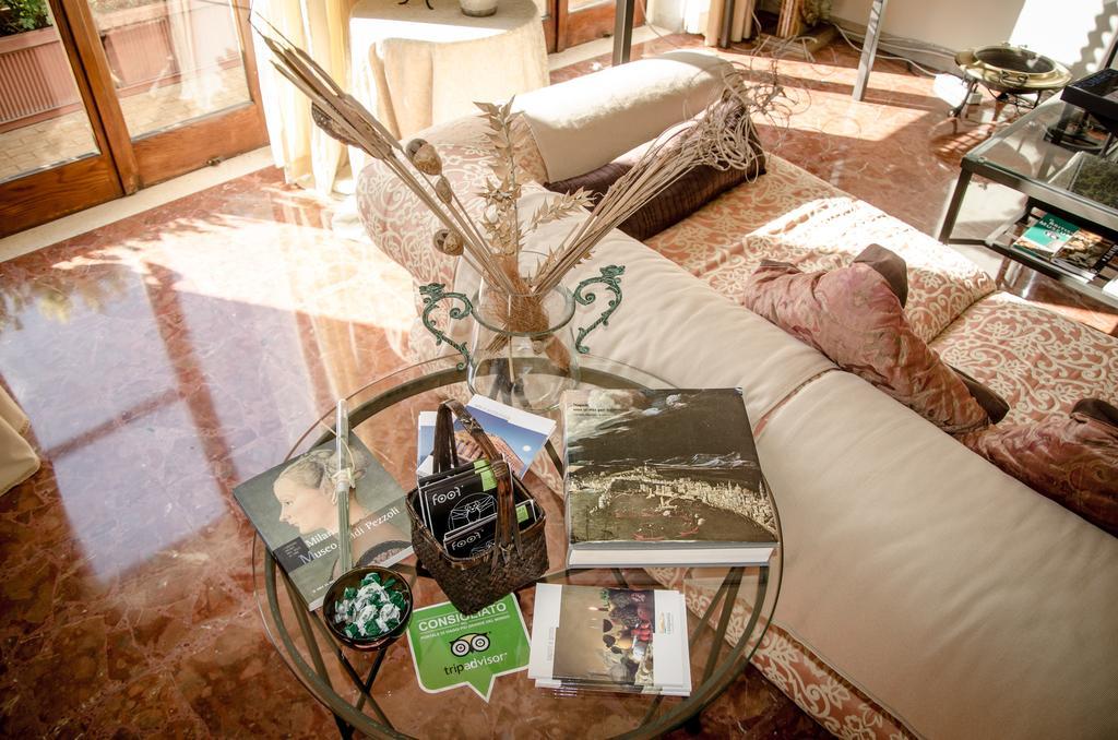 B&B Royal Palace Room Caserta Dış mekan fotoğraf