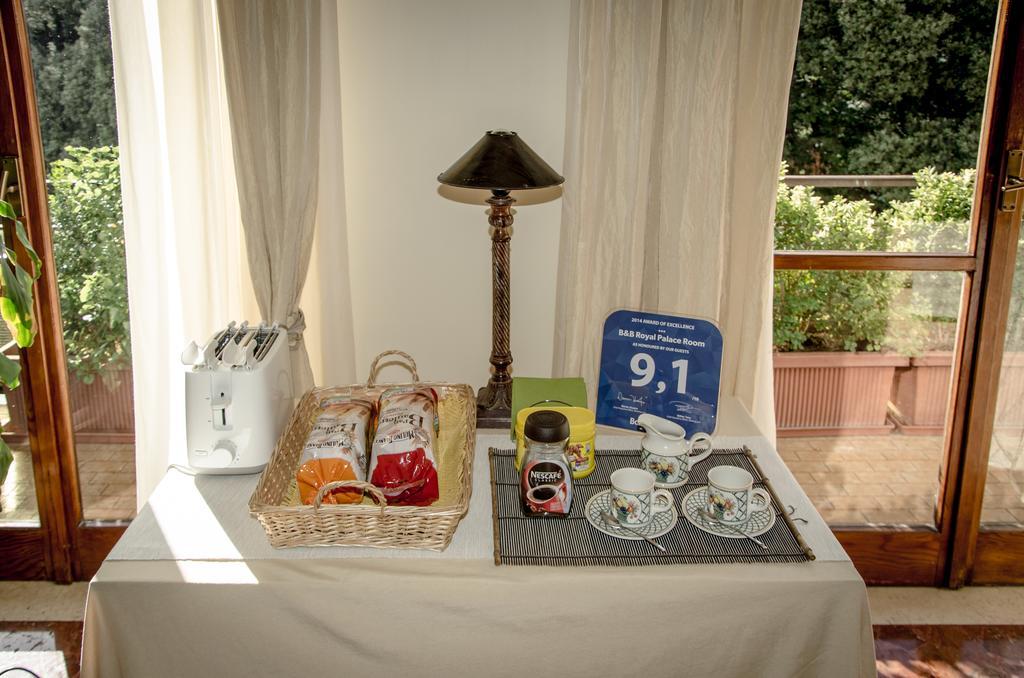 B&B Royal Palace Room Caserta Dış mekan fotoğraf